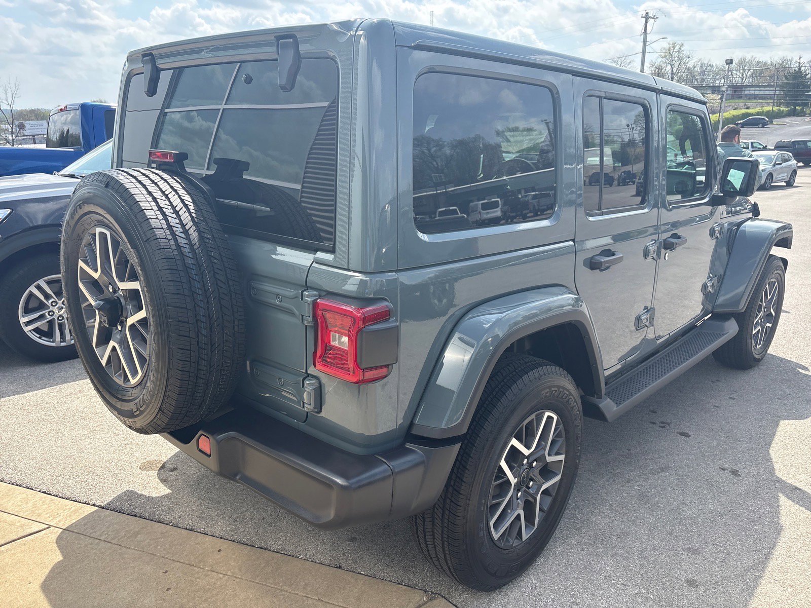 New 2026 Jeep Wrangler Sahara w/ Technology Group image 4