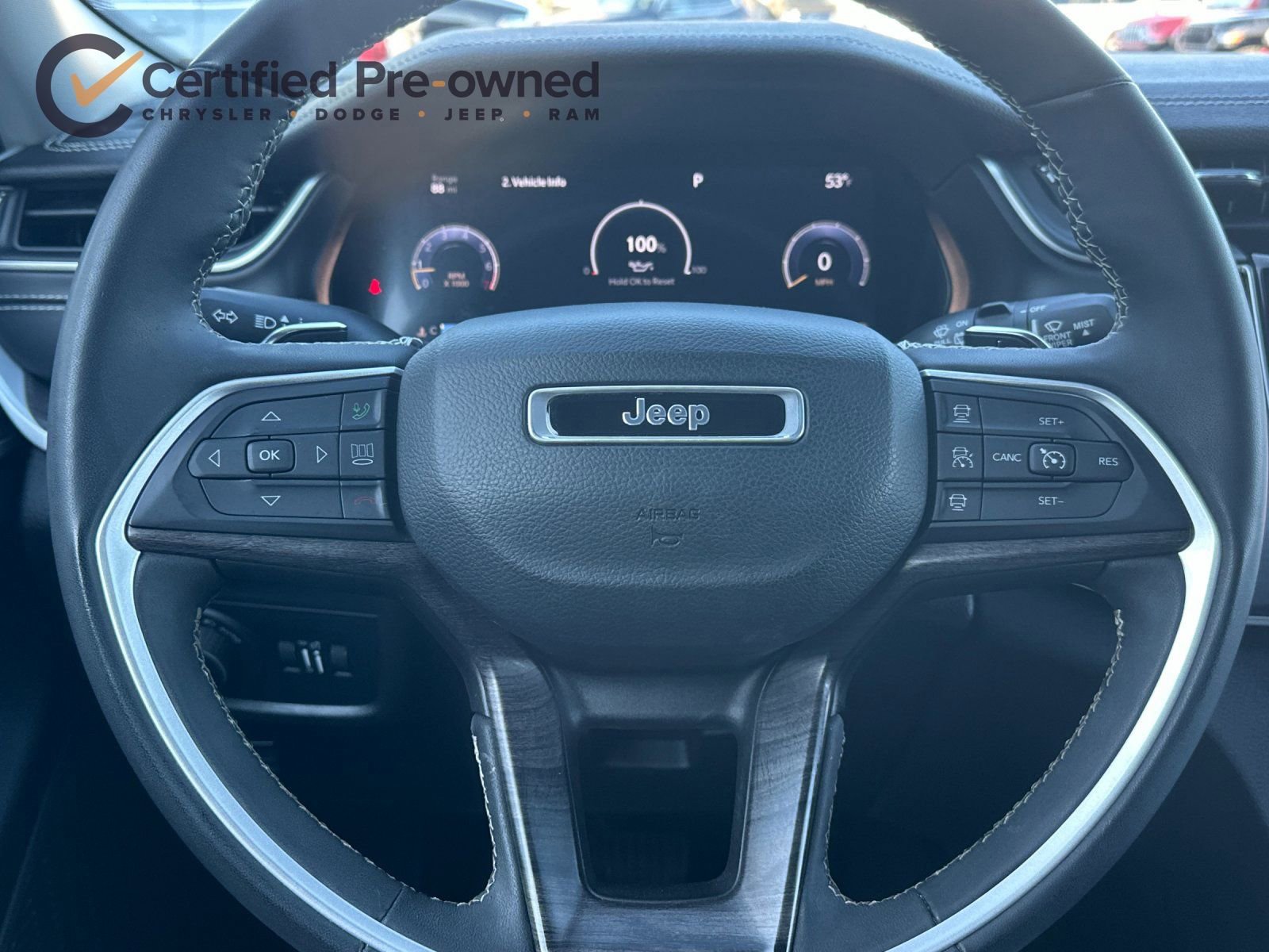 Used 2023 Jeep Grand Cherokee Limited image 25