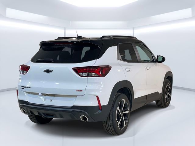 Used 2023 Chevrolet TrailBlazer RS w/ Sun and Liftgate Package AWD/4WD image 9