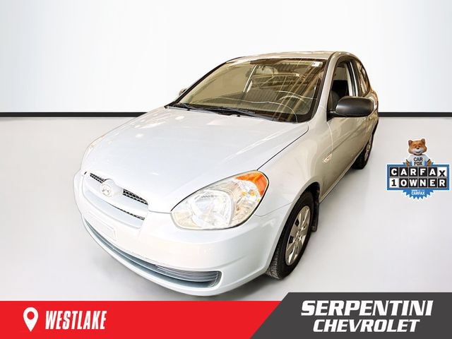 Used 2011 Hyundai Accent GL FWD image 1