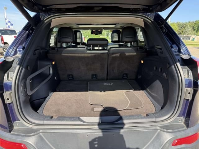 Used 2014 Jeep Cherokee Limited w/ Technology Group AWD/4WD image 9