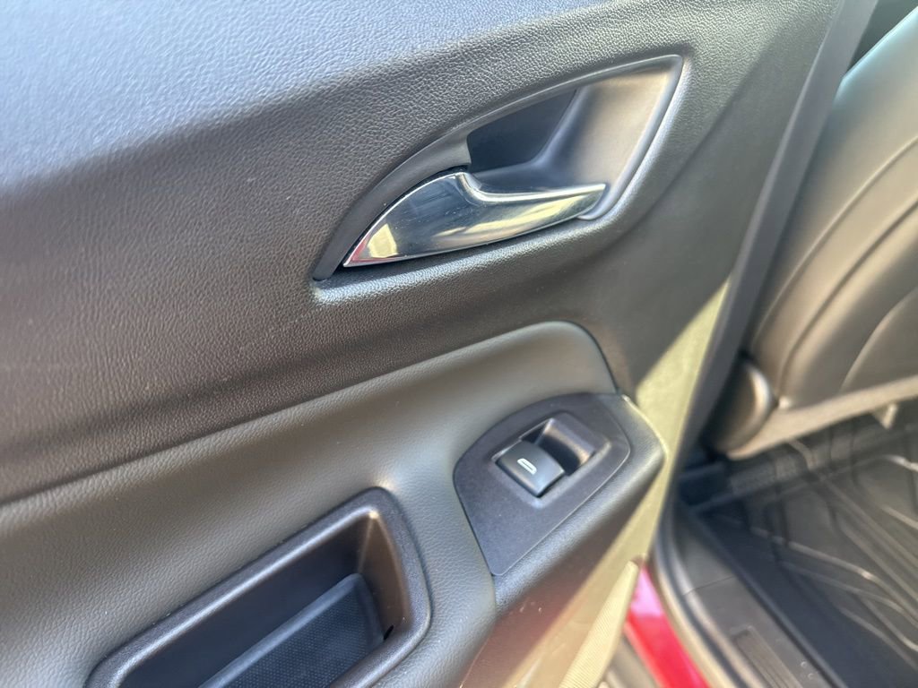 Used 2021 Chevrolet Equinox Premier image 24