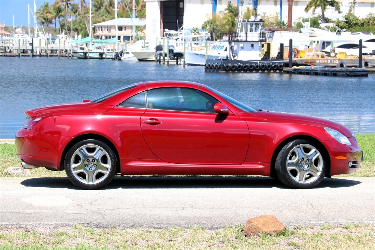 Used 2007 Lexus SC 430 Convertible image 7
