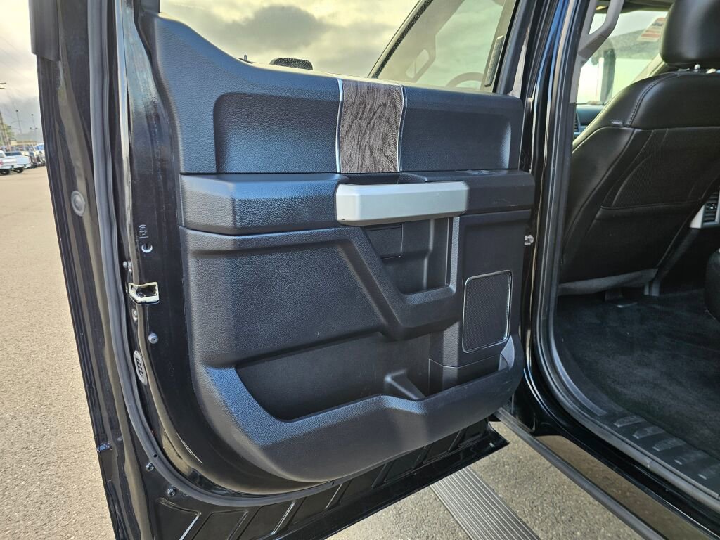 Used 2017 Ford F350 Lariat w/ Chrome Package AWD/4WD image 12