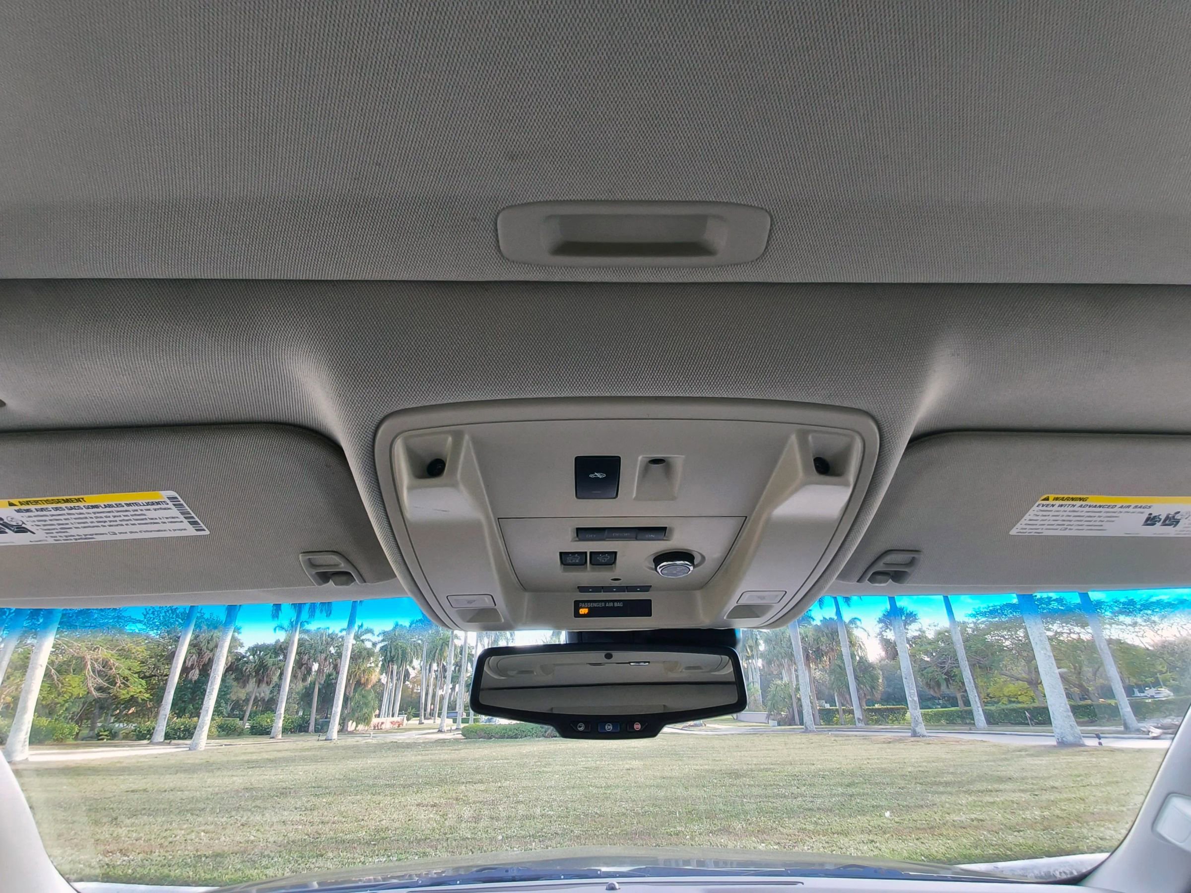 Used 2016 Cadillac Escalade Luxury image 26