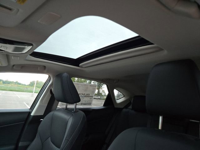 Used 2025 Lexus NX 350 AWD image 29