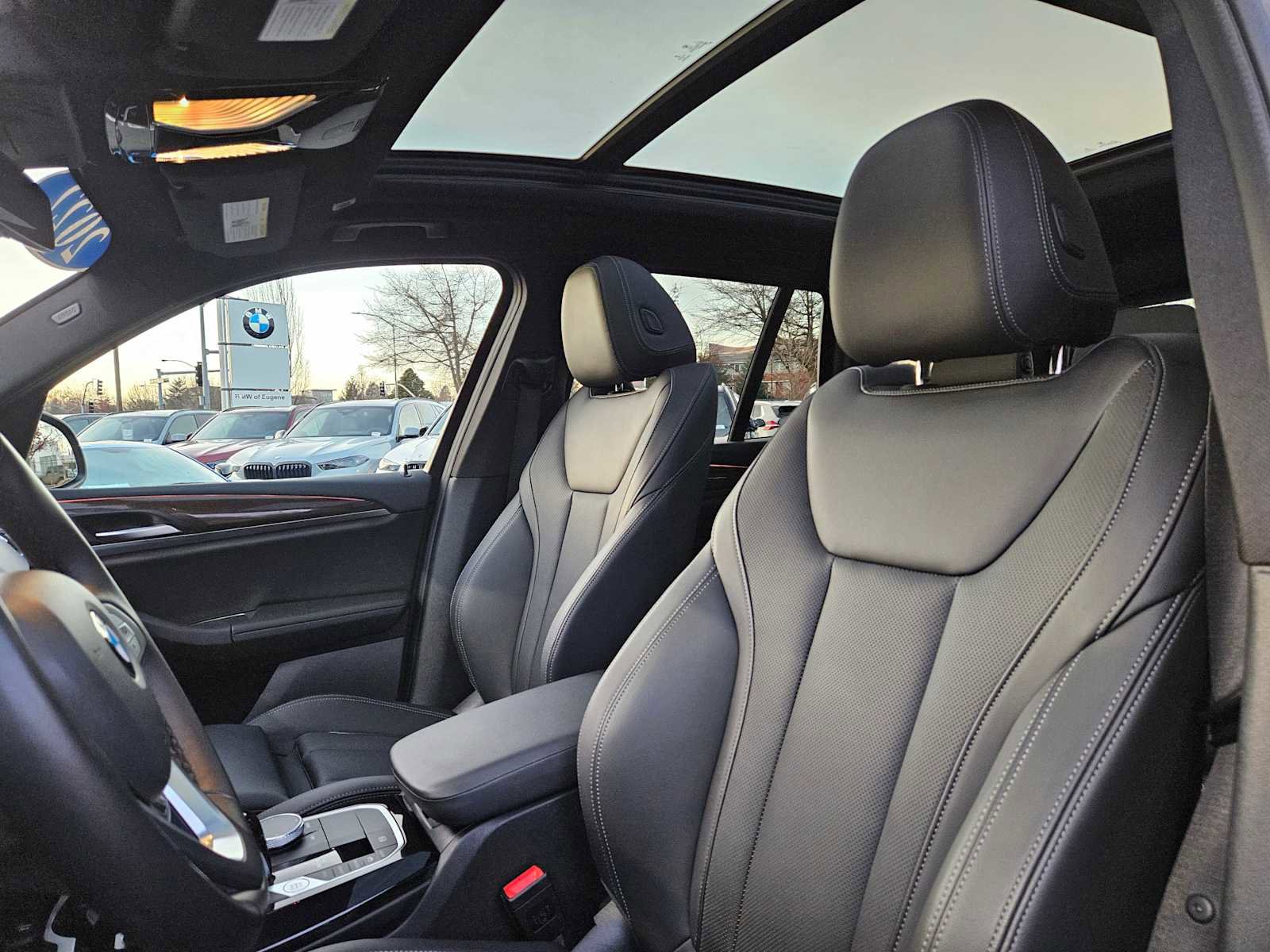 Used 2022 BMW X3 xDrive30i w/ Premium Package 2 image 25