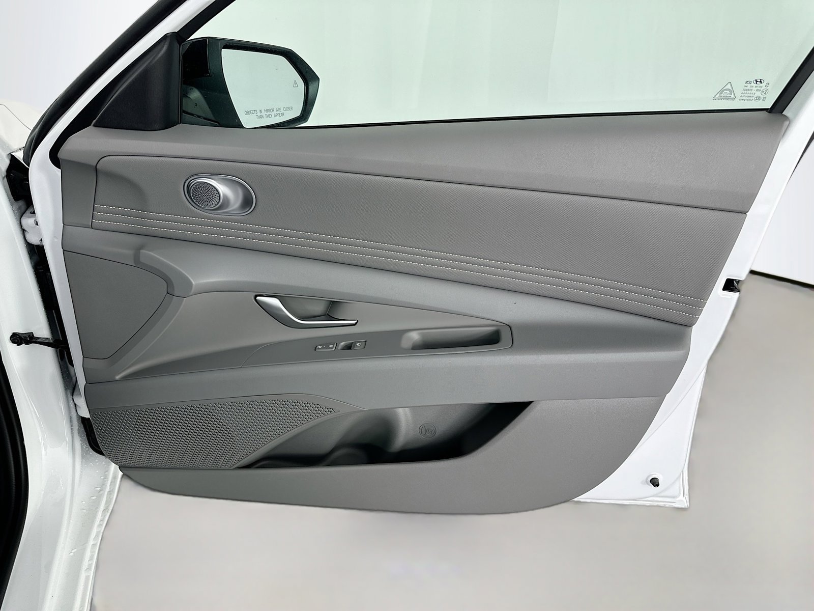Certified 2026 Hyundai Elantra Sport FWD image 32
