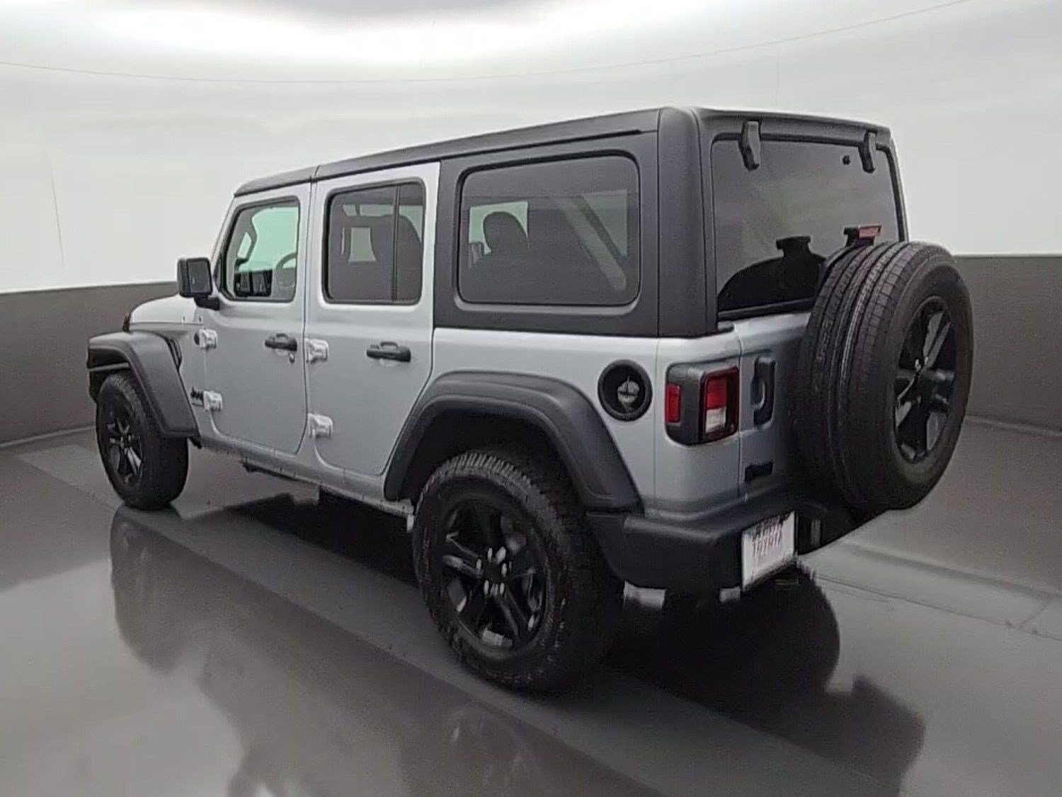 Used 2023 Jeep Wrangler Unlimited Sport AWD/4WD image 5