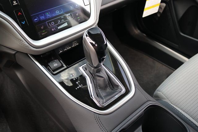 Used 2025 Subaru Outback Premium image 29