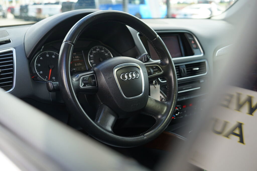 Used 2010 Audi Q5 3.2 Premium Plus AWD/4WD image 11