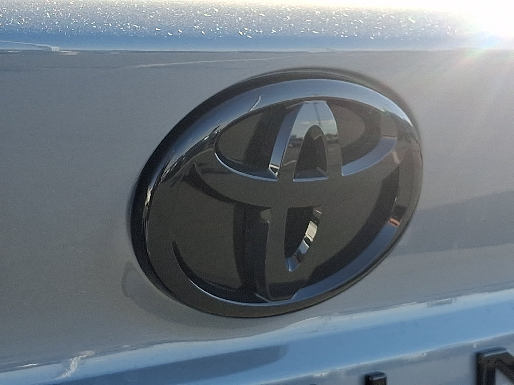 New 2026 Toyota Sienna XLE Woodland Edition AWD/4WD image 22