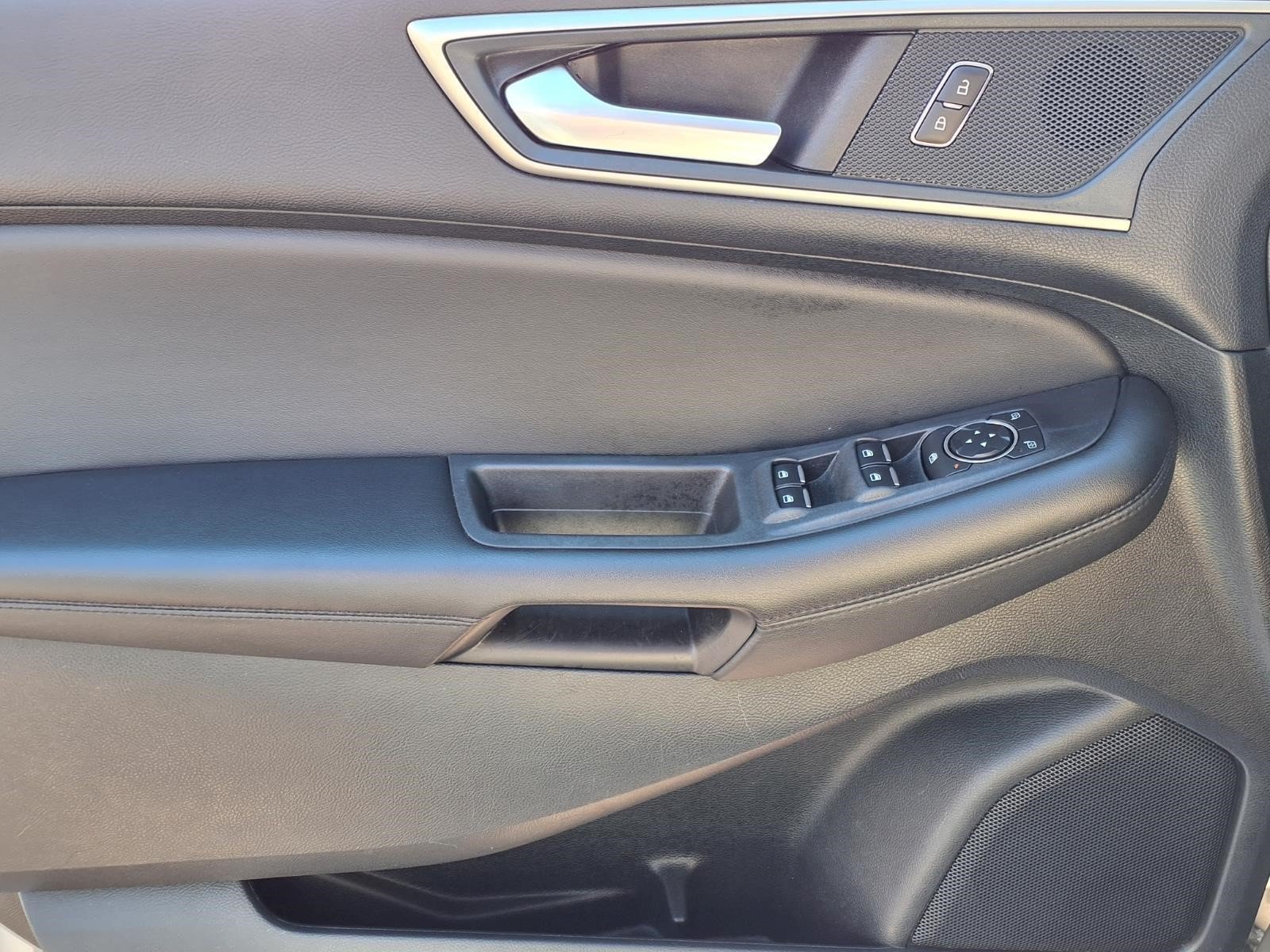 Used 2024 Ford Edge SEL AWD/4WD image 21