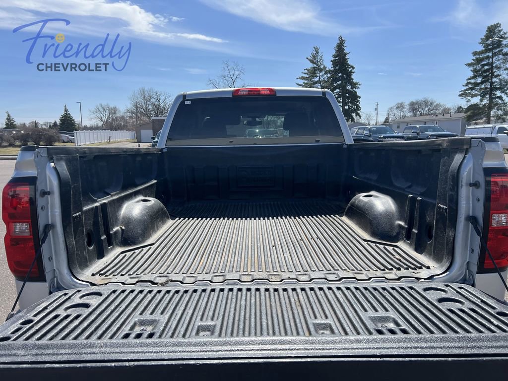 Certified 2018 Chevrolet Silverado 1500 Custom w/ Custom Value Package AWD/4WD image 9