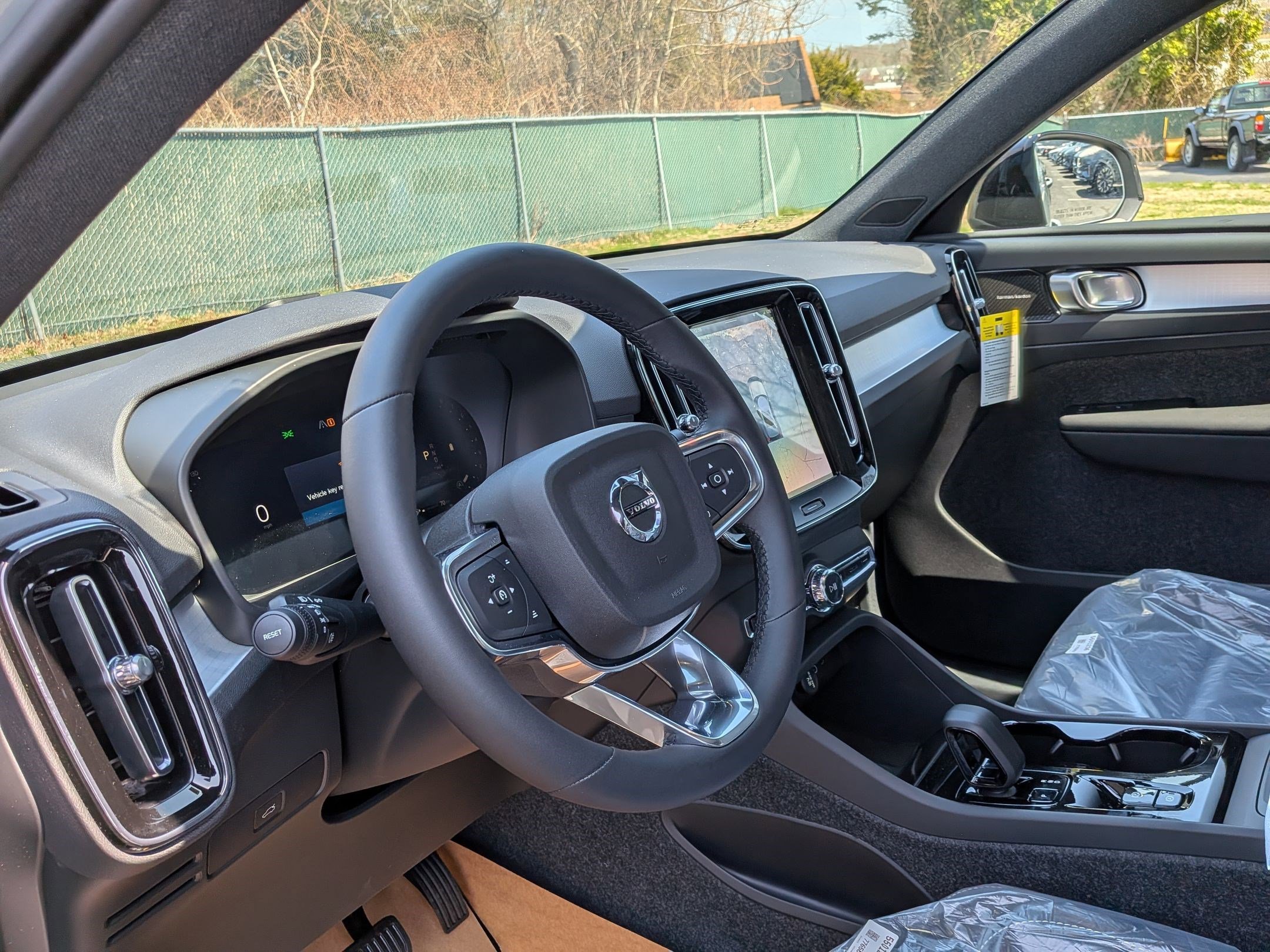 New 2026 Volvo XC40 B5 Ultra w/ Climate Package image 10