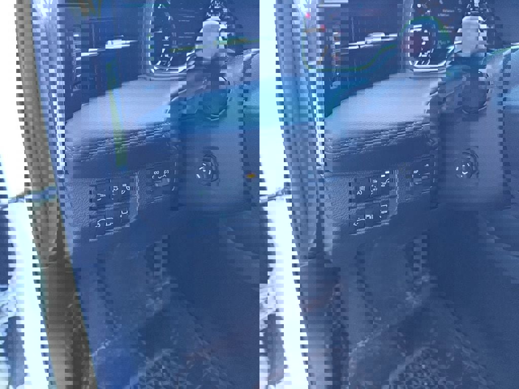 Used 2022 Toyota Avalon Limited w/ Advanced Safety Package image 17