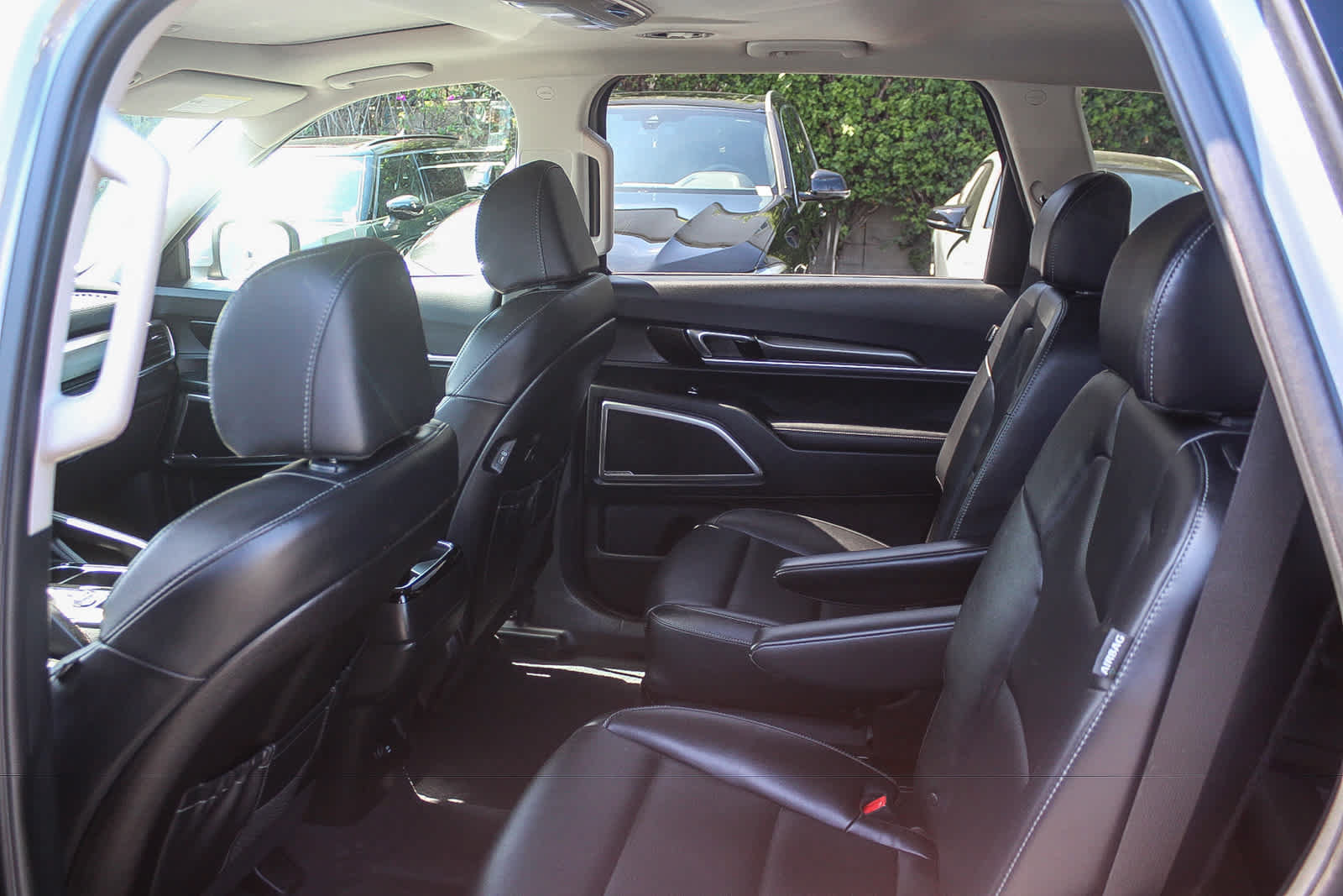 Used 2024 Kia Telluride S w/ S Sunroof Package FWD image 24