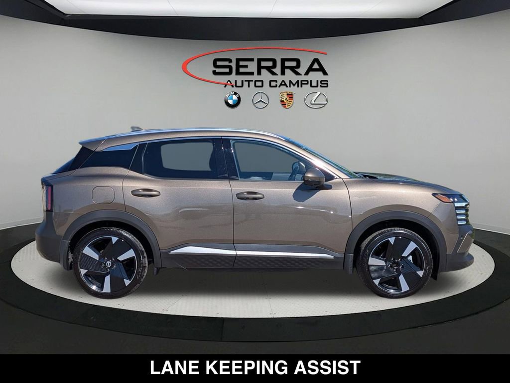 Used 2025 Nissan Kicks SR w/ SR Premium Package AWD/4WD image 15