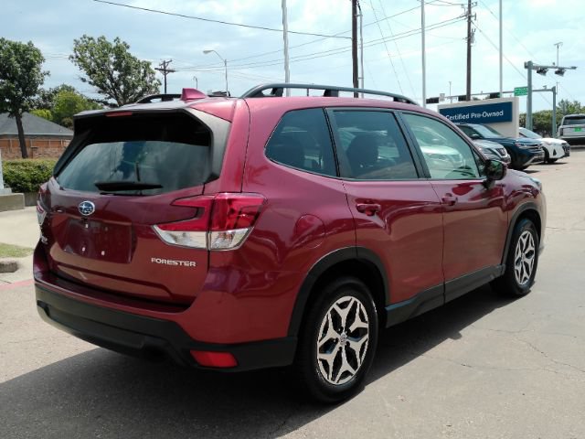 Used 2023 Subaru Forester Premium AWD/4WD image 8
