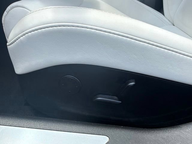 Used 2019 Tesla Model S Performance AWD/4WD image 14