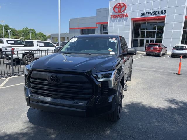 Used 2023 Toyota Tundra SR5 w/ SR5 Premium Package AWD/4WD image 1