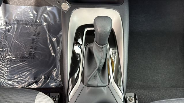 Used 2025 Toyota Corolla LE image 25