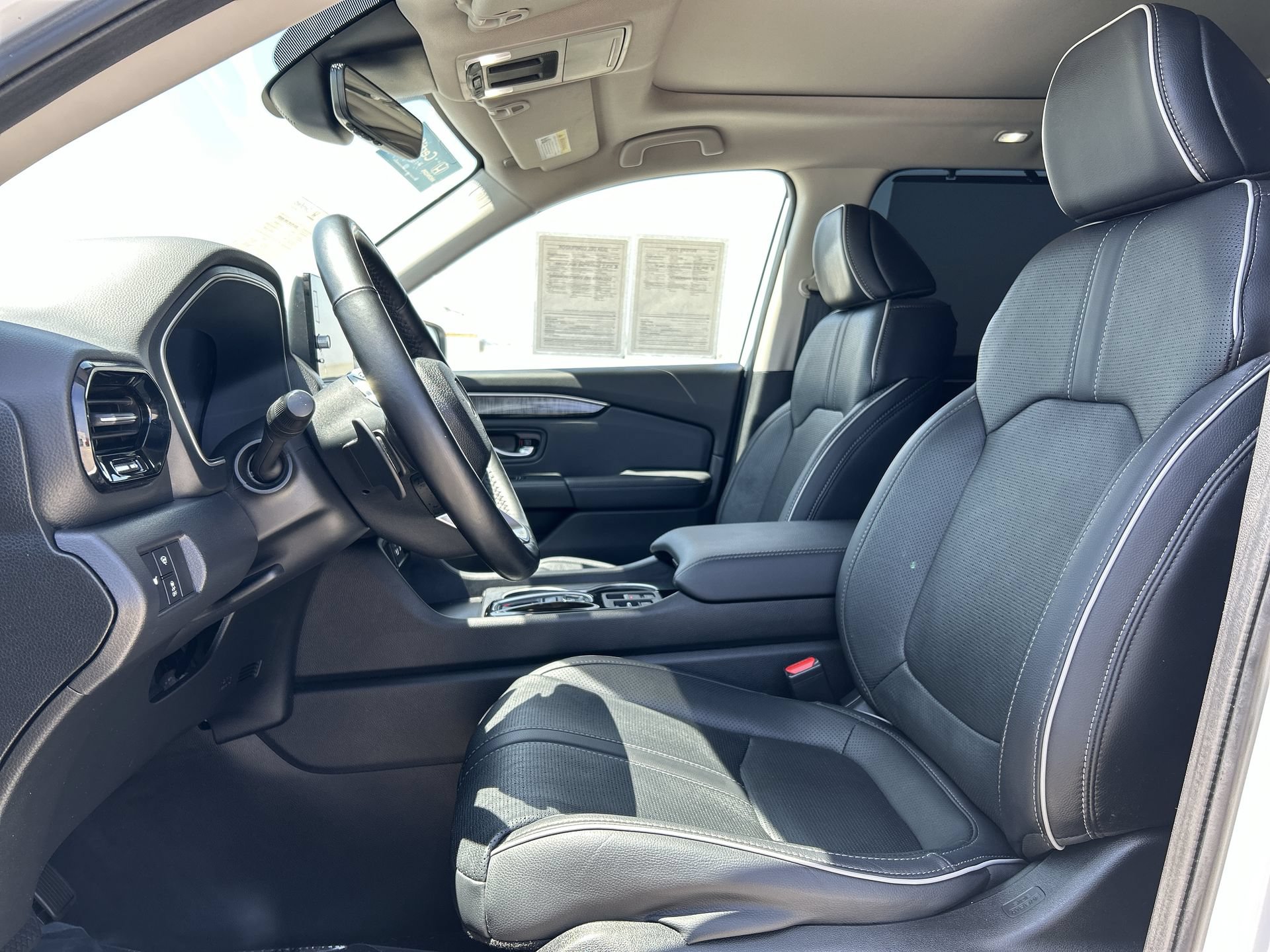 Certified 2023 Honda Pilot Elite image 13