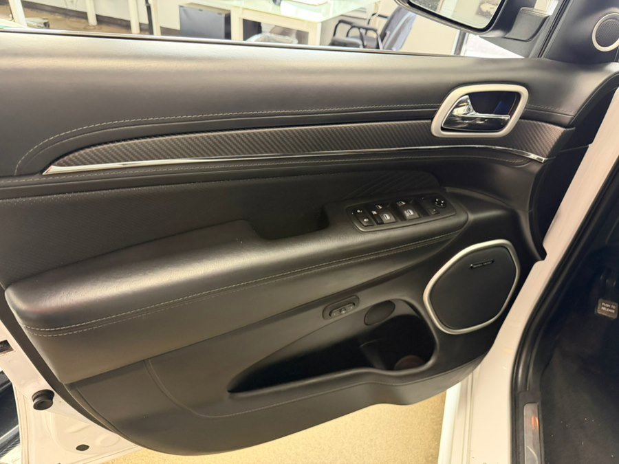Used 2021 Jeep Grand Cherokee SRT AWD/4WD image 23