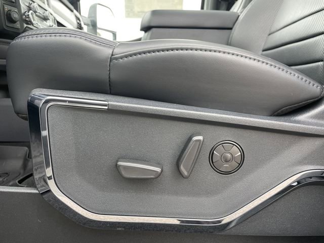 New 2026 Ford F450 Platinum w/ FX4 Off-Road Package image 24