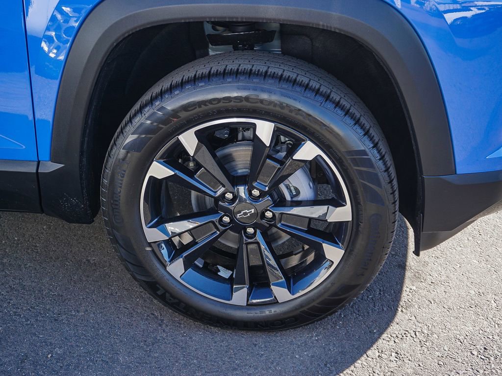 New 2026 Chevrolet Equinox RS w/ LPO, Floor Liner Package FWD image 9