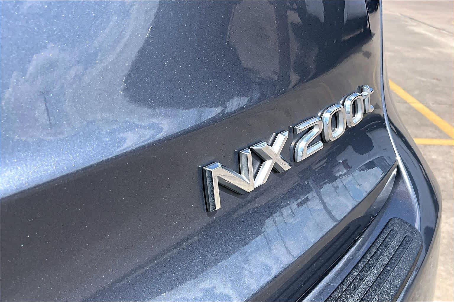 Used 2016 Lexus NX 200t FWD image 10