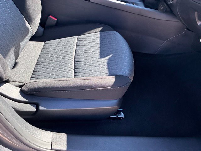 Used 2027 Nissan Sentra SV w/ Floor Mat Package FWD image 11
