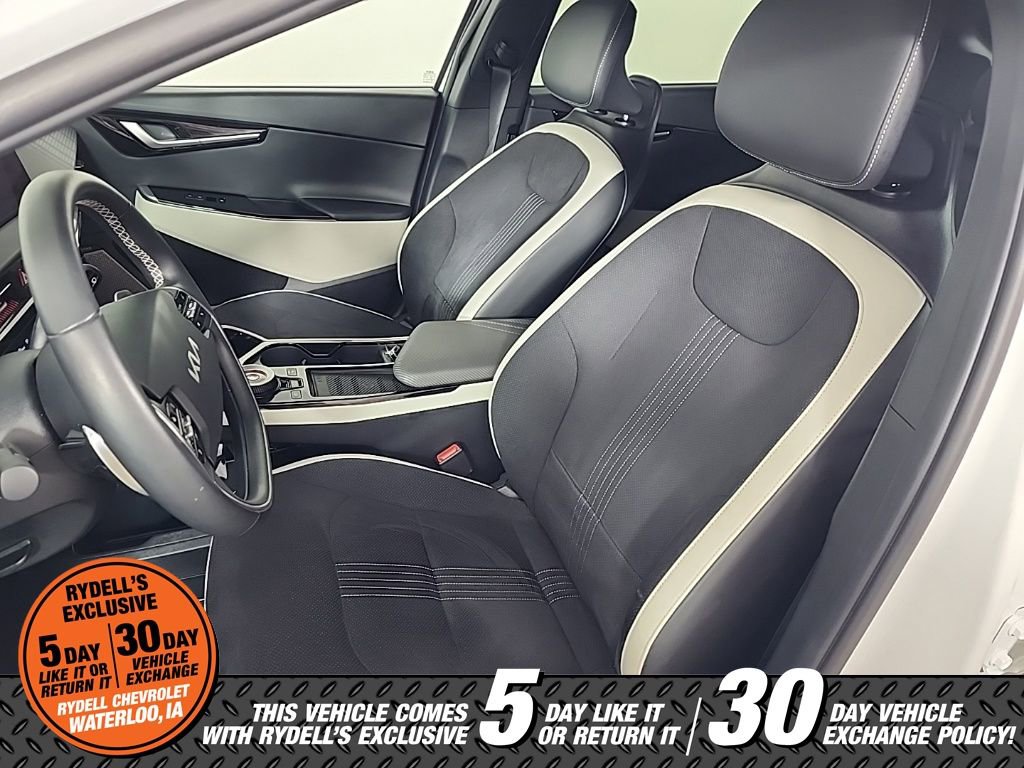 Used 2023 Kia EV6 GT-Line w/ GT-Line Suede Seat Package image 21