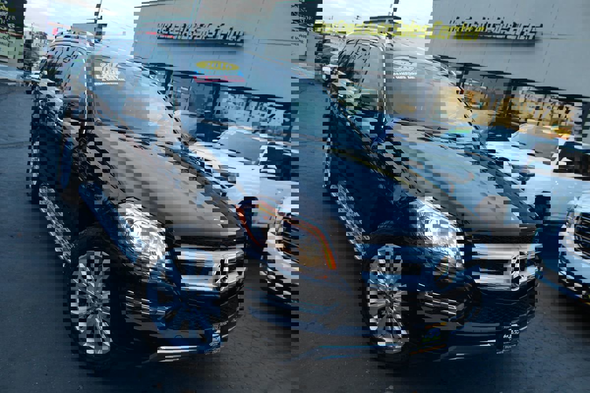 Used 2016 Mercedes-Benz GL 450 4MATIC image 40