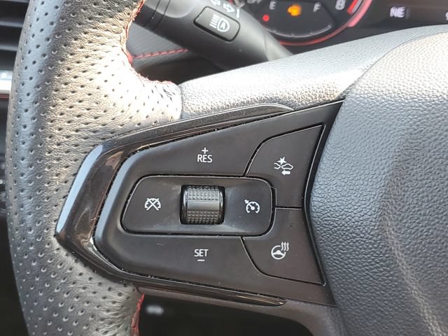 Certified 2022 Chevrolet TrailBlazer RS w/ Sun and Liftgate Package AWD/4WD image 23