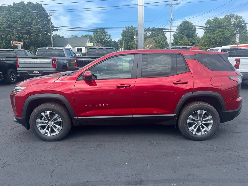 New 2027 Chevrolet Equinox LT FWD image 2