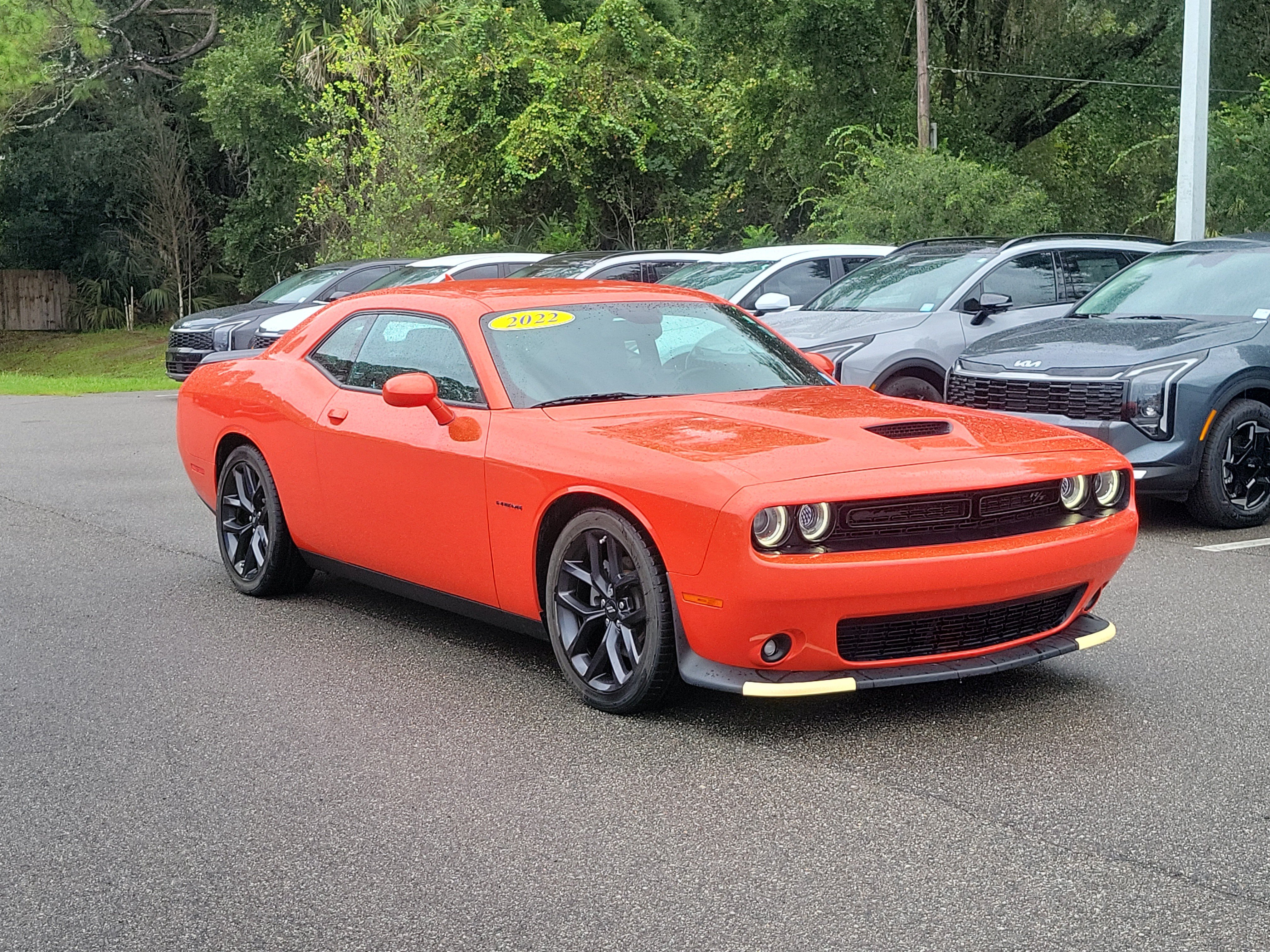 Used 2022 Dodge Challenger R/T w/ Plus Package RWD image 3