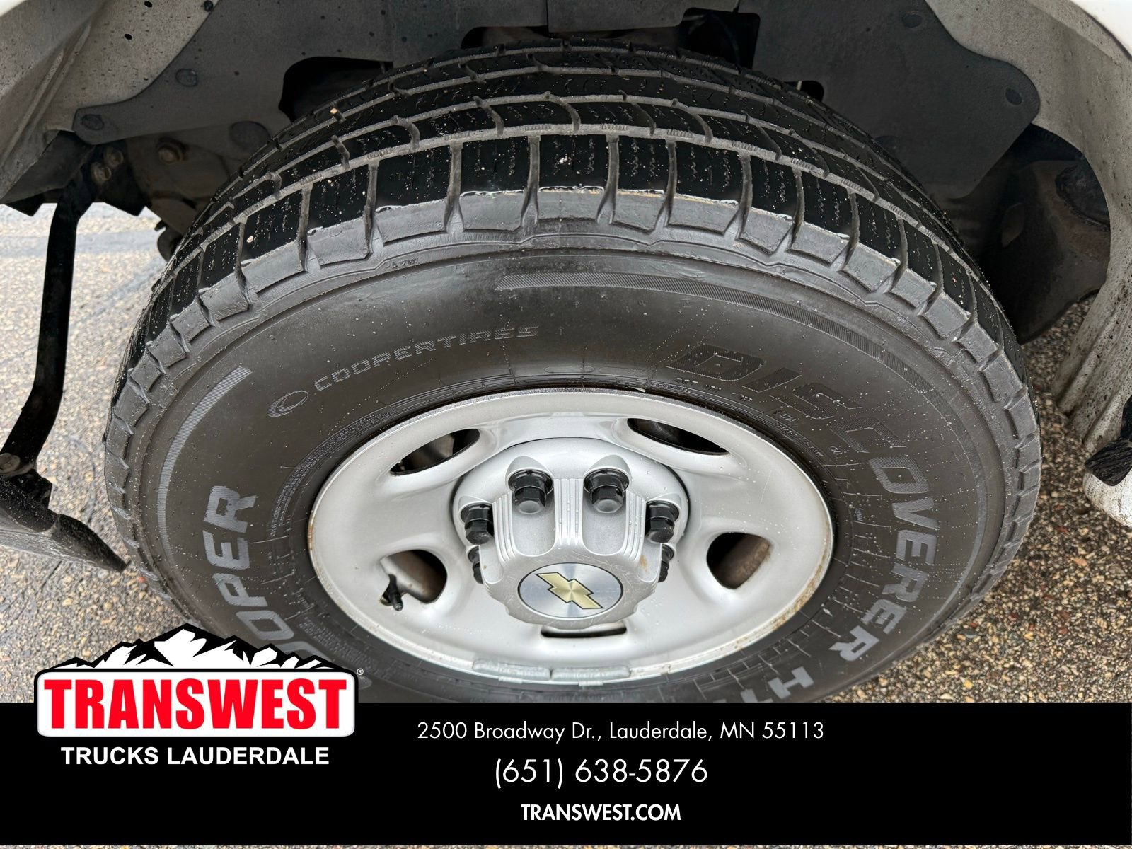 Used 2021 Chevrolet Express 2500 w/ Driver Convenience Package image 17