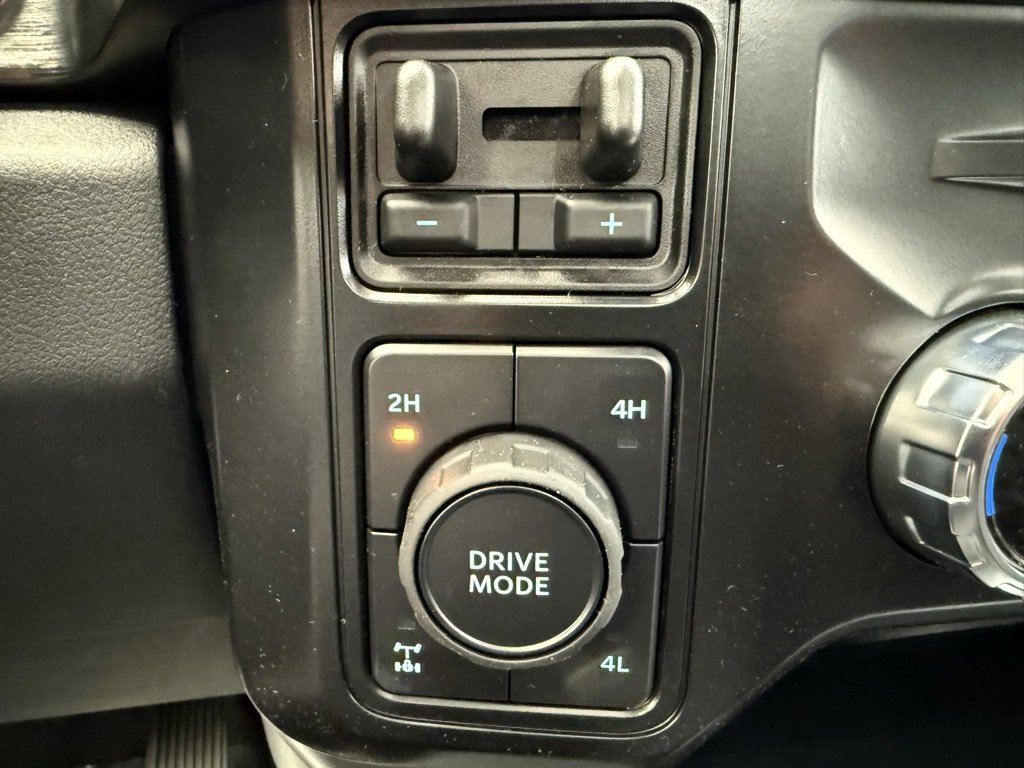 New 2026 Ford F350 4x4 Crew Cab Super Duty image 37