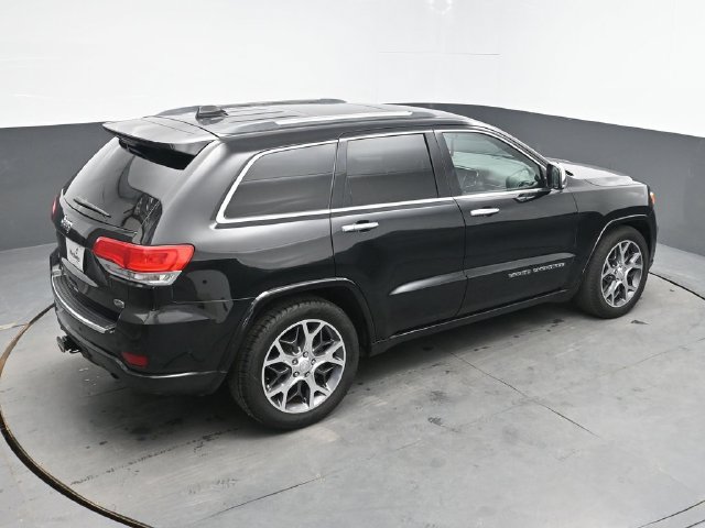 Used 2019 Jeep Grand Cherokee Overland AWD/4WD image 29