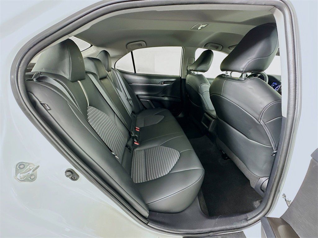 Used 2023 Toyota Camry SE image 23