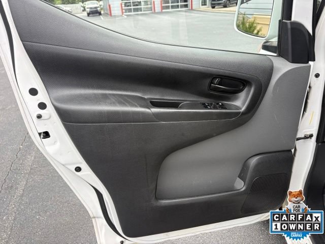 Used 2020 Nissan NV200 SV w/ Sliding Glass Door Package FWD image 27