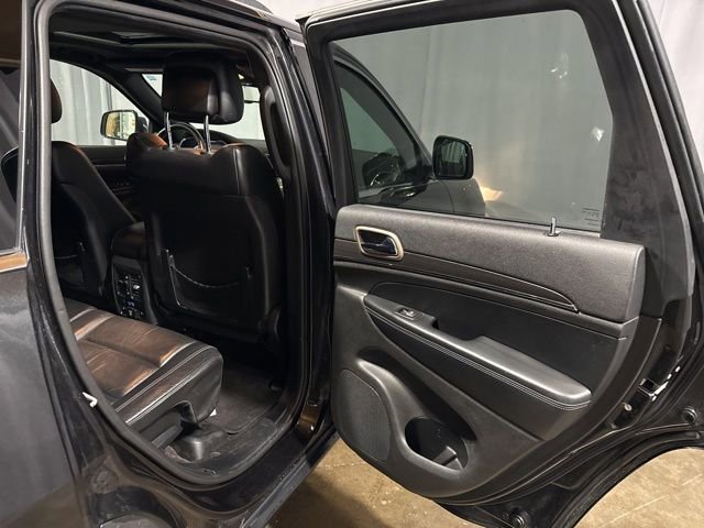Used 2016 Jeep Grand Cherokee Limited image 36