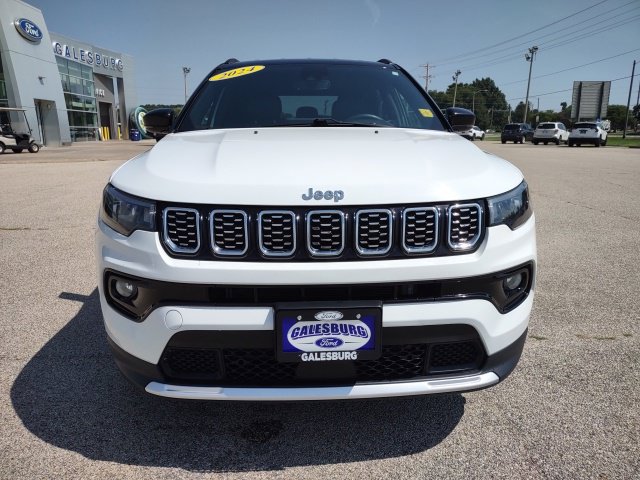 Used 2024 Jeep Compass Limited AWD/4WD image 8