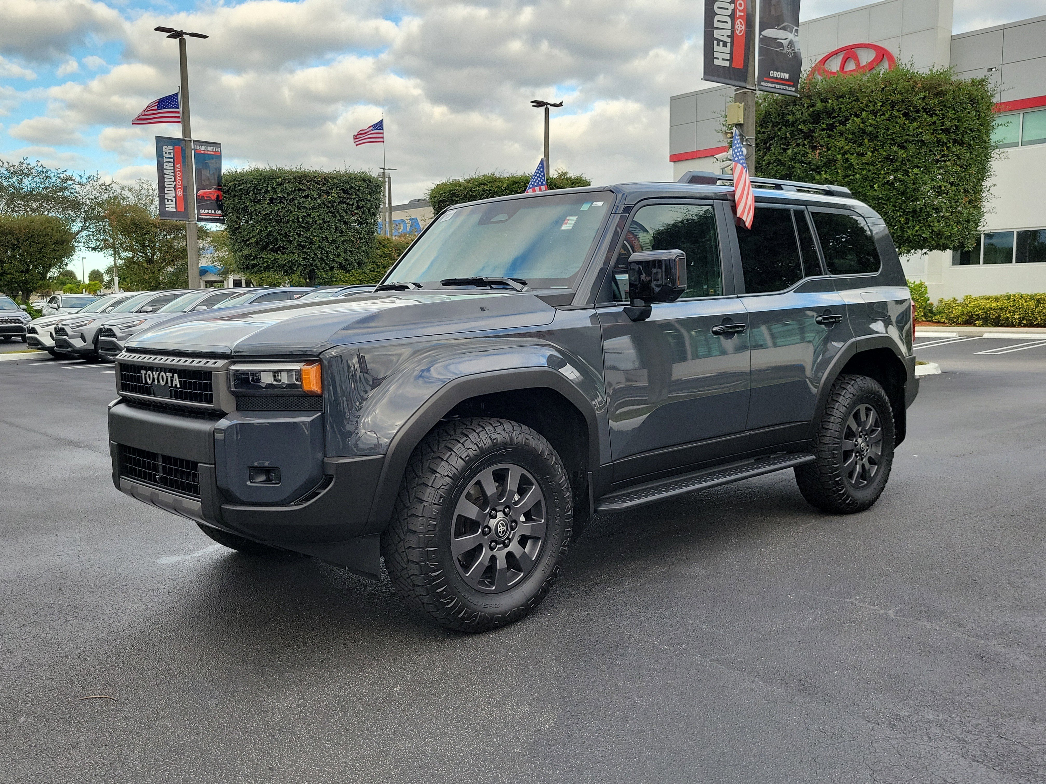 Used 2024 Toyota Land Cruiser image 6