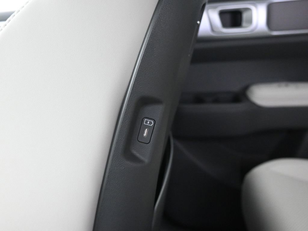 New 2026 Hyundai Santa Fe SEL image 23