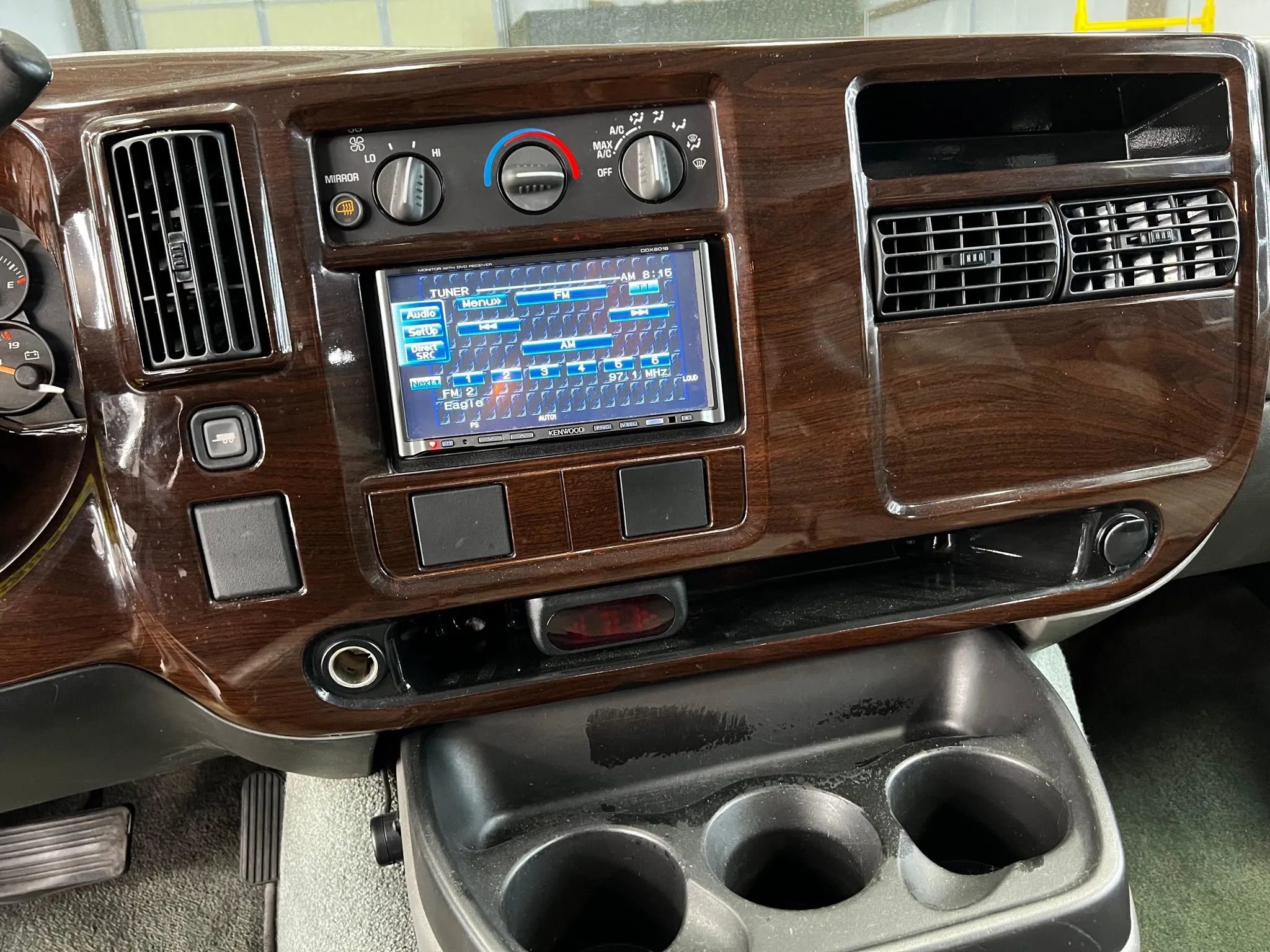 Used 2006 Chevrolet Express 1500 w/ Preferred Equipment Group image 27