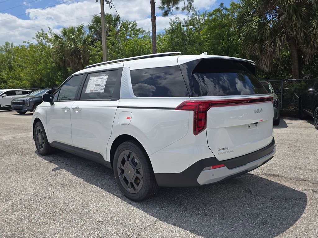 New 2026 Kia Carnival EX image 6