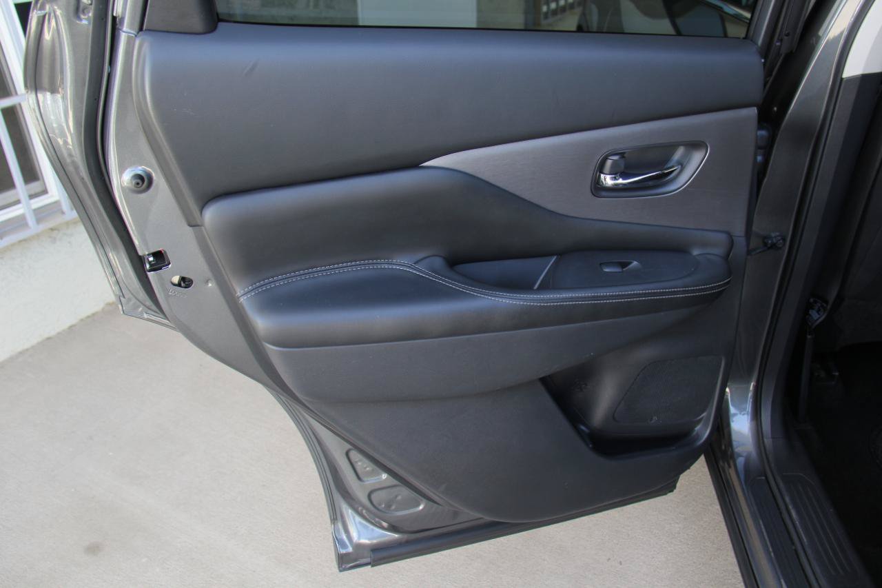 Used 2020 Nissan Murano S FWD image 20