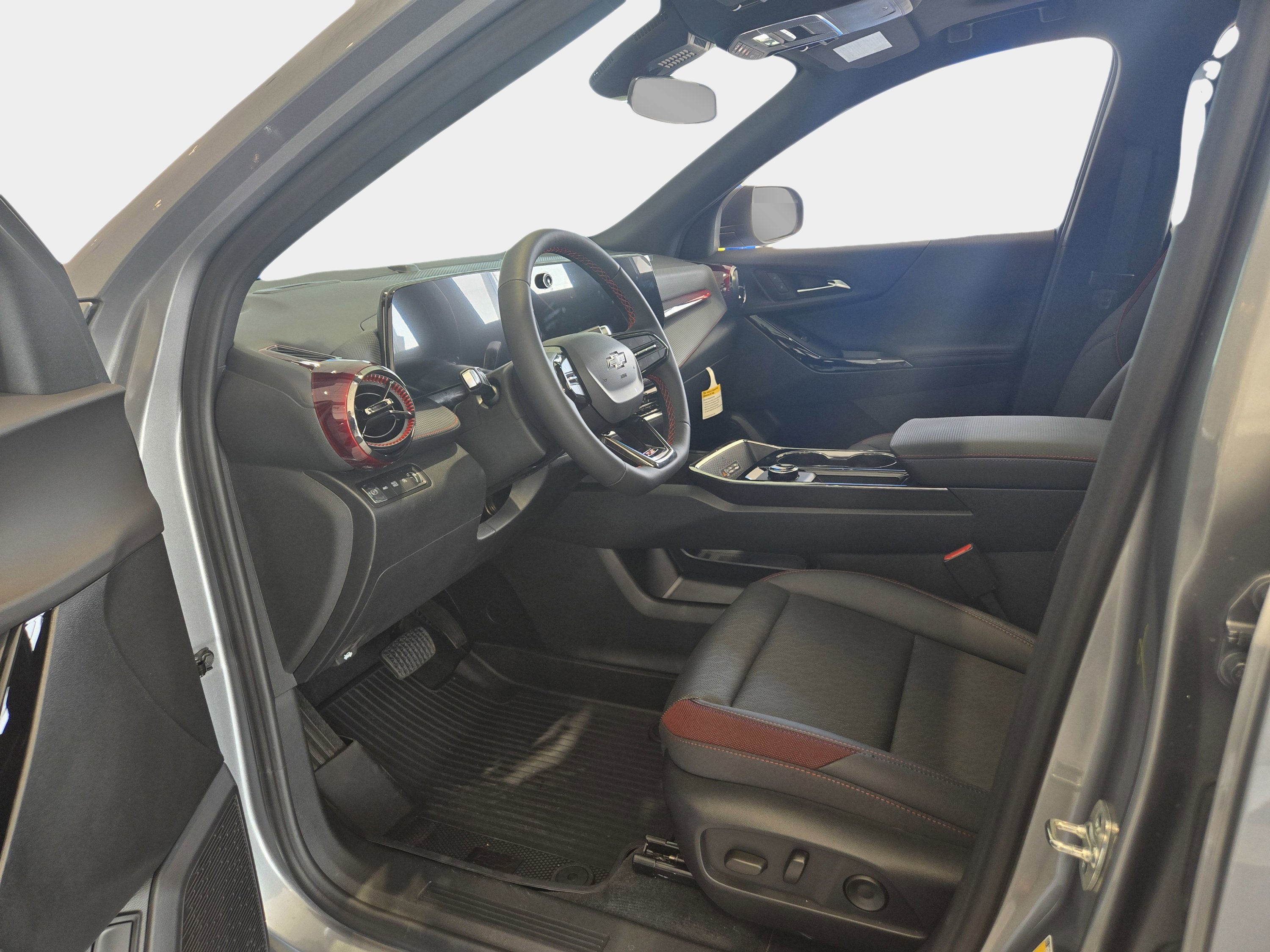 New 2026 Chevrolet Equinox RS image 3
